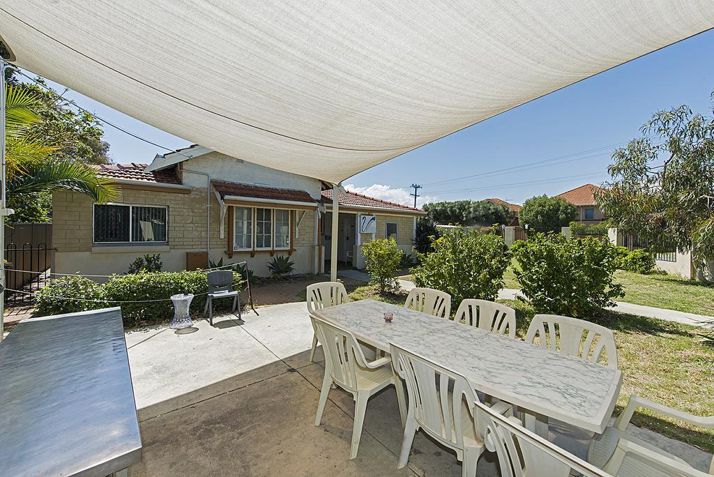 Victoria Park Lodge Perth Esterno foto